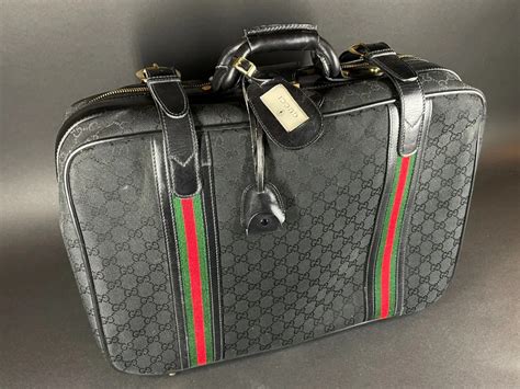 noleggia scarpe gucci|gucci luggage sale.